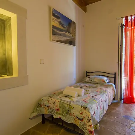 Сasa de vacaciones Su La Strata By Corfuescapes *
